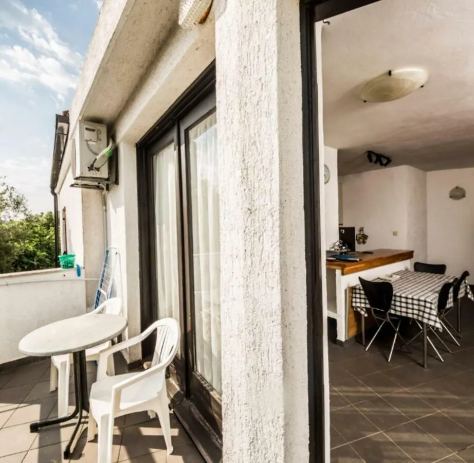 Appartamento Apartman Lili Malinska Croazia